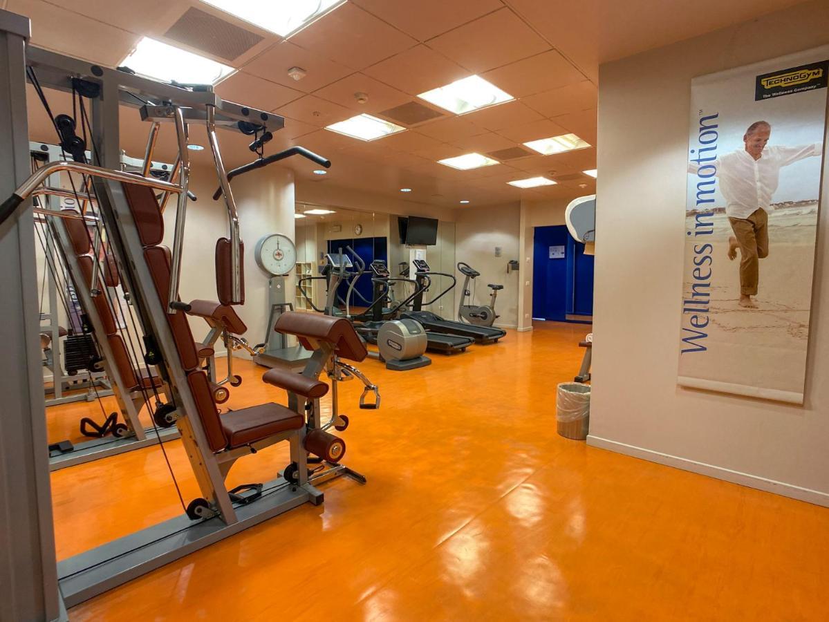 Best Western Plus Hotel Le Favaglie Корнаредо Екстериор снимка